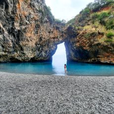 Spiaggia Dell'Arcomagno