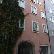 Wohn- und Geschäftshaus, ehemaliges Handwerkerhaus
