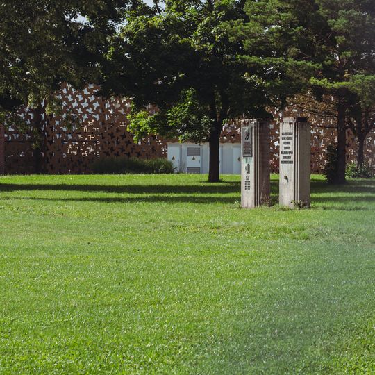 Gedenkstein Nähe Lilienthalallee in München