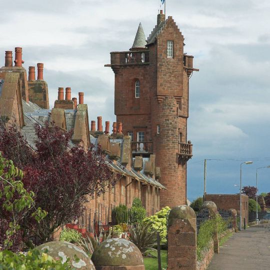 Mauchline, Burns Monument