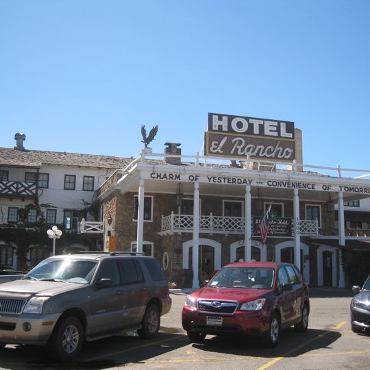 El Rancho Hotel & Motel
