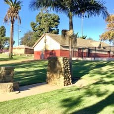 Centinela Springs