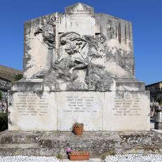 Monumento ai caduti del cimitero di Arezzo