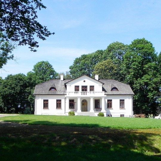 Świdziński Manor in Łaziska