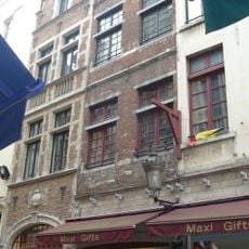 Ensemble de deux maisons traditionnelles