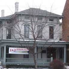 House at 753 East Broad Street