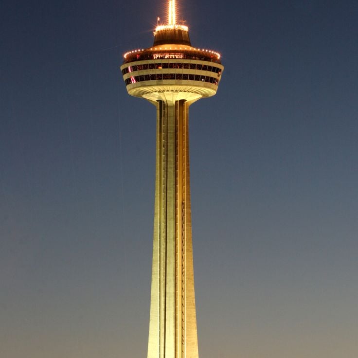 Skylon Kulesi