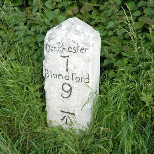 Milestone, 500m W of Milborne Wood farm, uphill from turn to Crawthorne farm