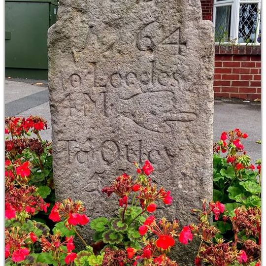 Milestone at Alwoodley Lane junction with King Lane