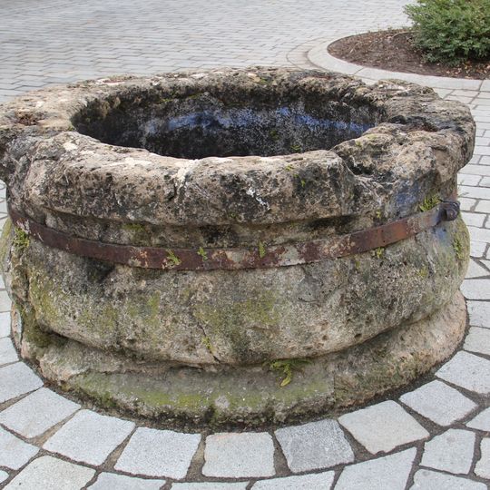 Brunnen