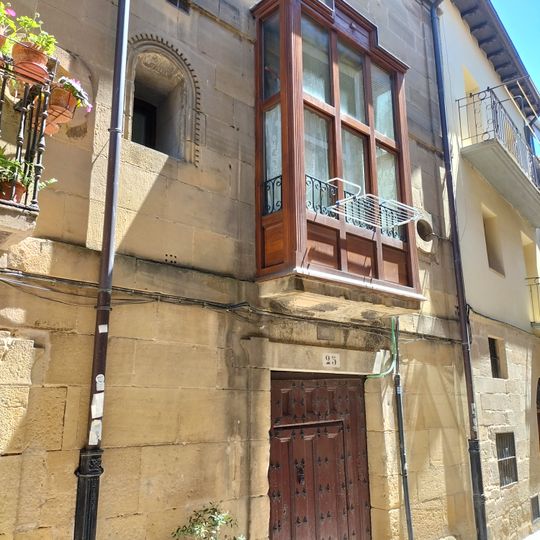Casa Santa Engracia 25