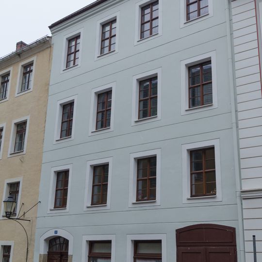 Wohnhaus in geschlossener Bebauung Handwerk 9
