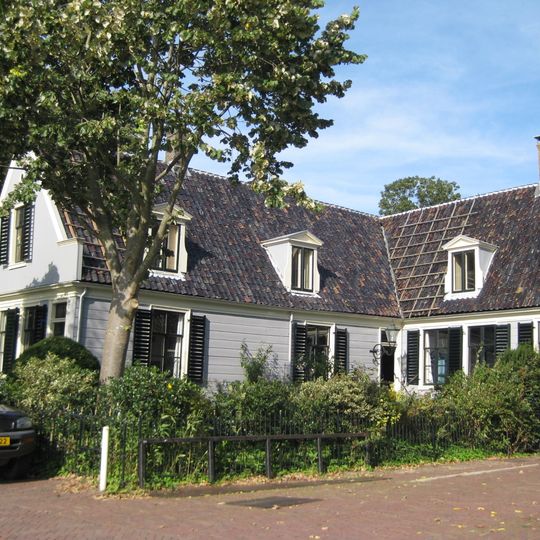 Havenrak 25, Broek in Waterland