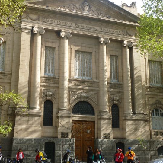 Biblioteca Bernardino Rivadavia