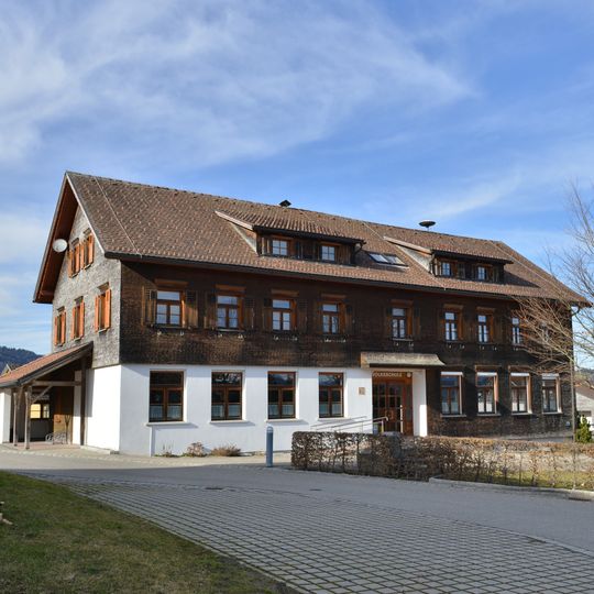 Rathaus/Gemeindeamt, Volksschule