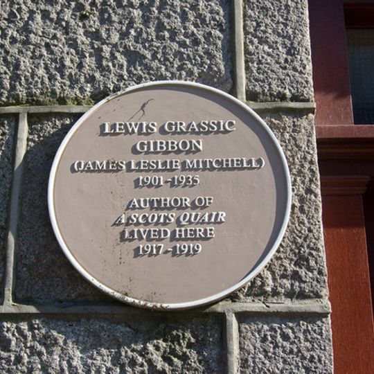 Commemorative plaque to Lewis Grassic Gibbon