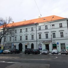 Kláštor milosrdných bratov, dom rehole