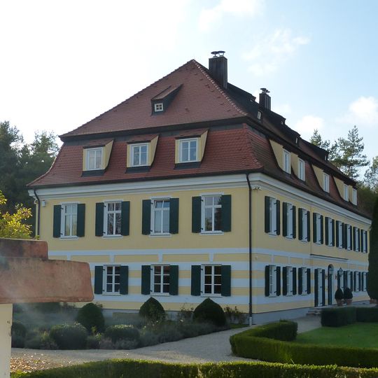 Herrenhaus eines ehem. Gutshofs