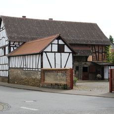 Hüttenbergstraße 1