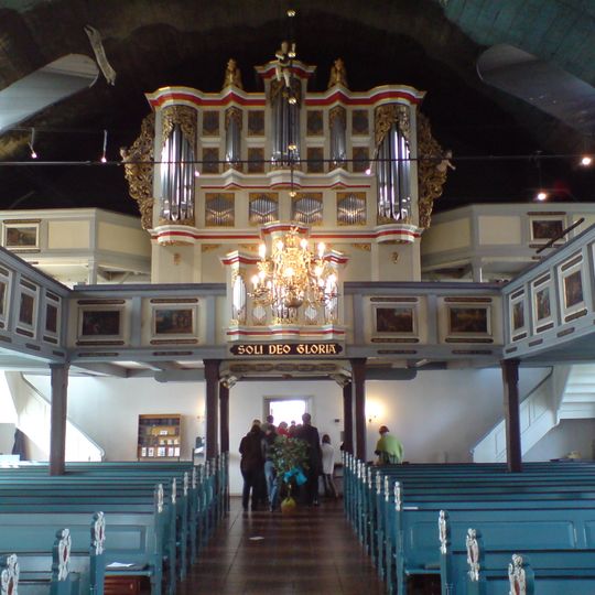 Heiligen-Geist-Kirche mit Ausstattung