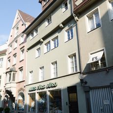 Wohn- und Geschäftshaus