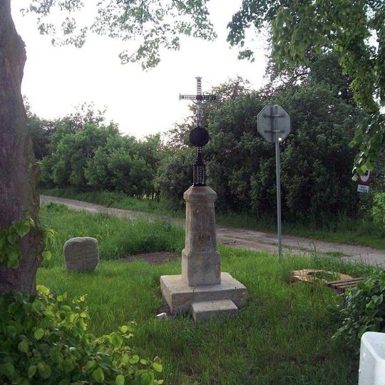 Kříž u Břízska