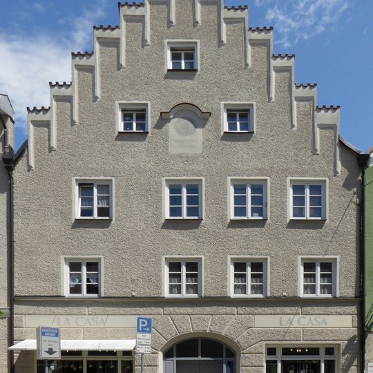 Wohn- und Geschäftshaus, sog. Zinngießerhaus
