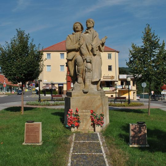 Pomník padlým a umučeným v SNP