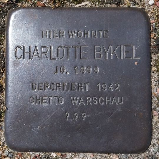 Stolperstein em memória de Charlotte Bykiel