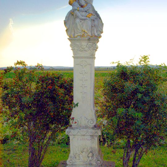 Figurenbildstock, Pietà von Maria Dreieichen