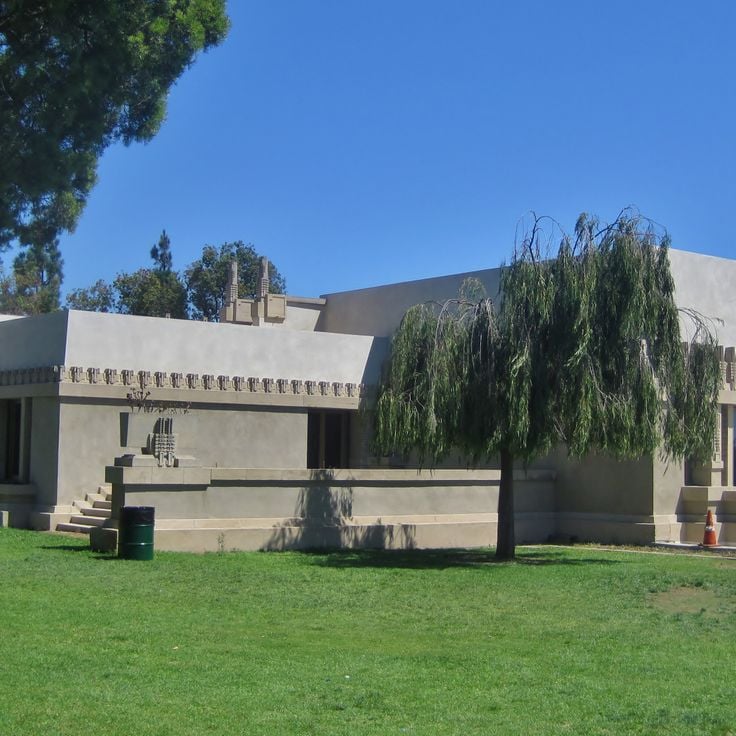 Hollyhock House