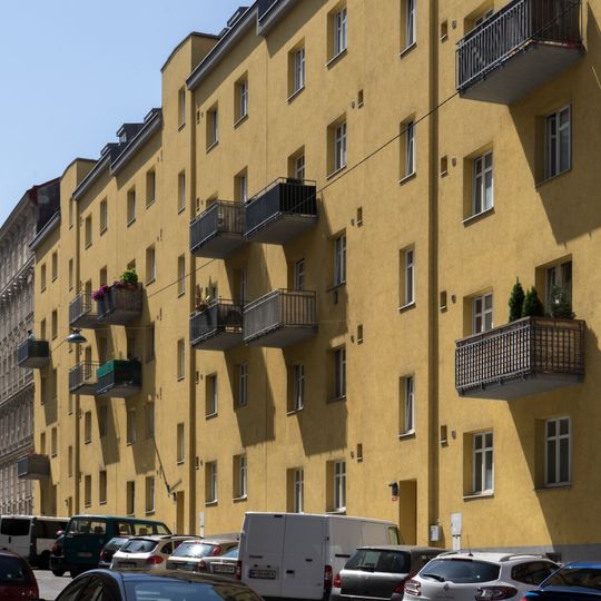 Wohnhausanlage der Gemeinde Wien Fockygasse 40-44