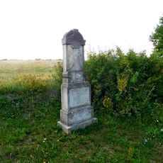 Pomník Antona Härtla mezi Mostcem a Štědrou