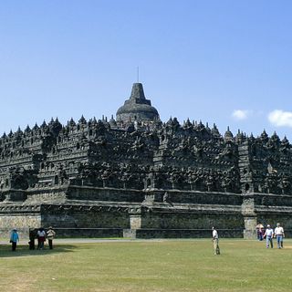 Terrains du temple Borobudur