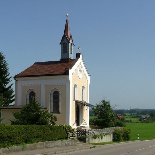 Lourdeskapelle mit seitlich angebauter Sakristei